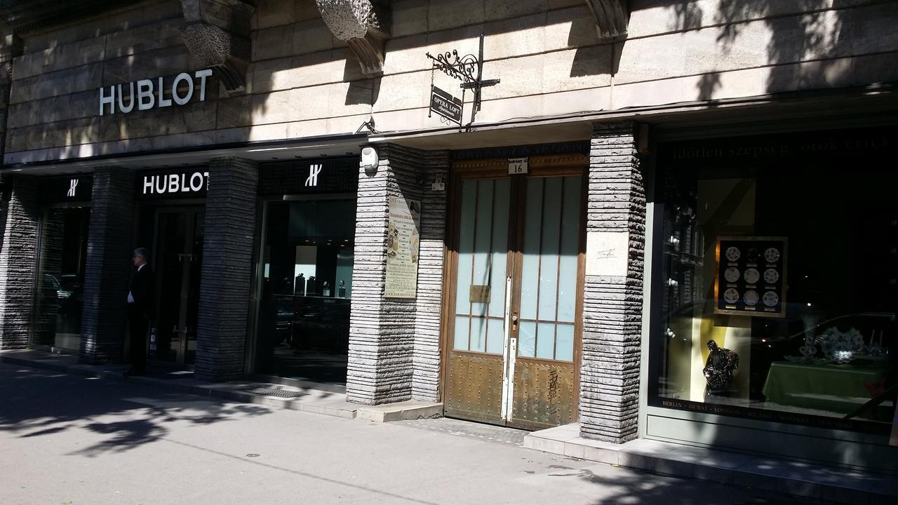 Opera Loft Rooms And Apartments Budapest Exterior photo